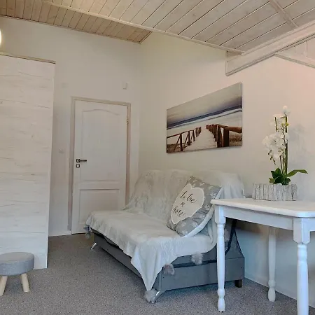 דירה Lajba-noclegi Na Wydmie *